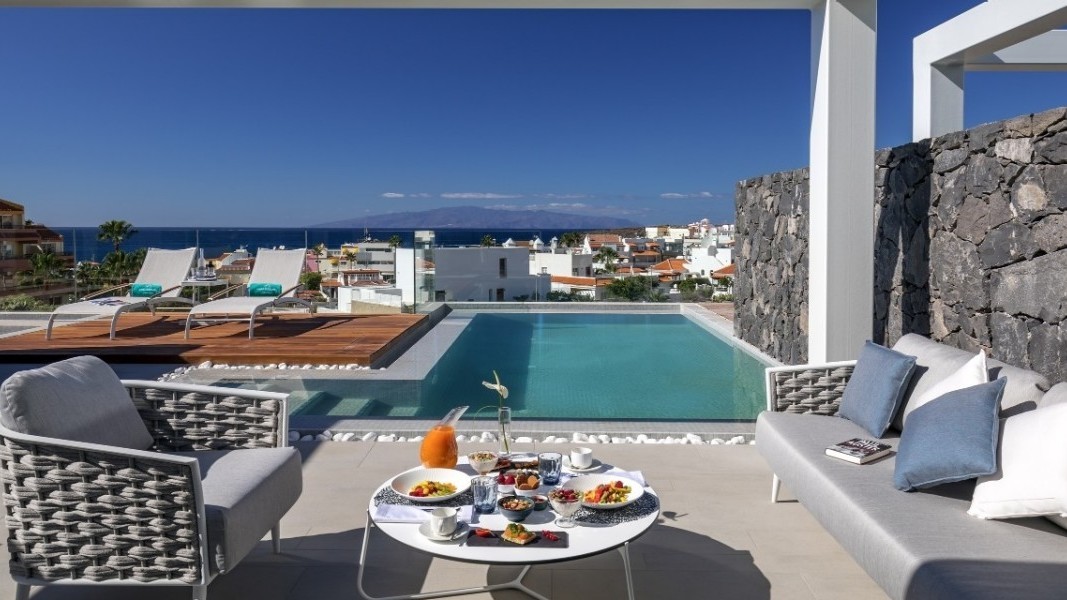 Royal Hideaway Corales Suites